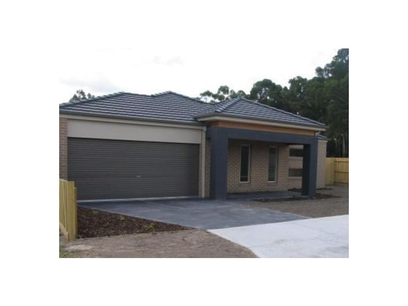6 Jane Court, Drouin VIC 3818