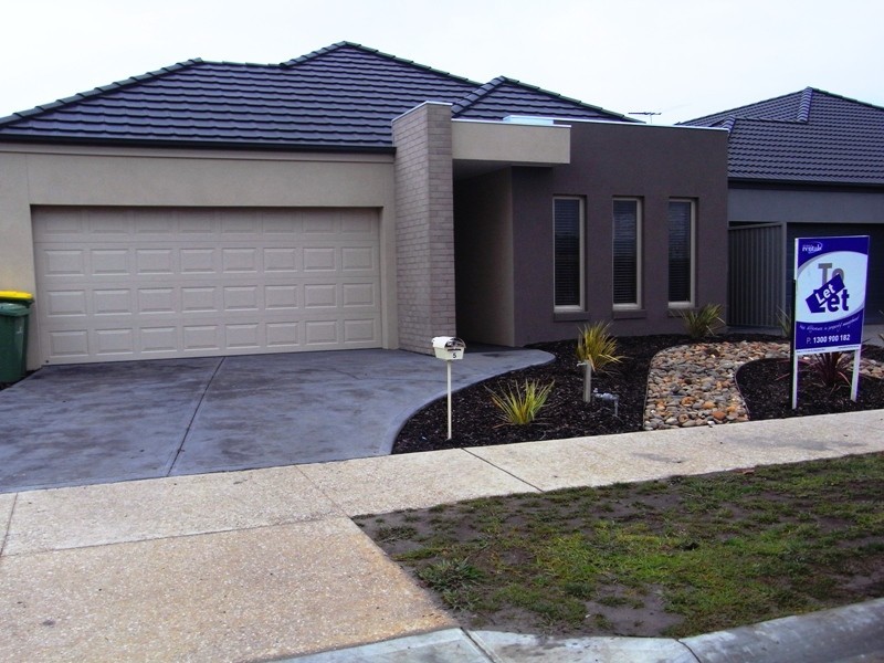 5 Pelican Place, Pakenham VIC 3810