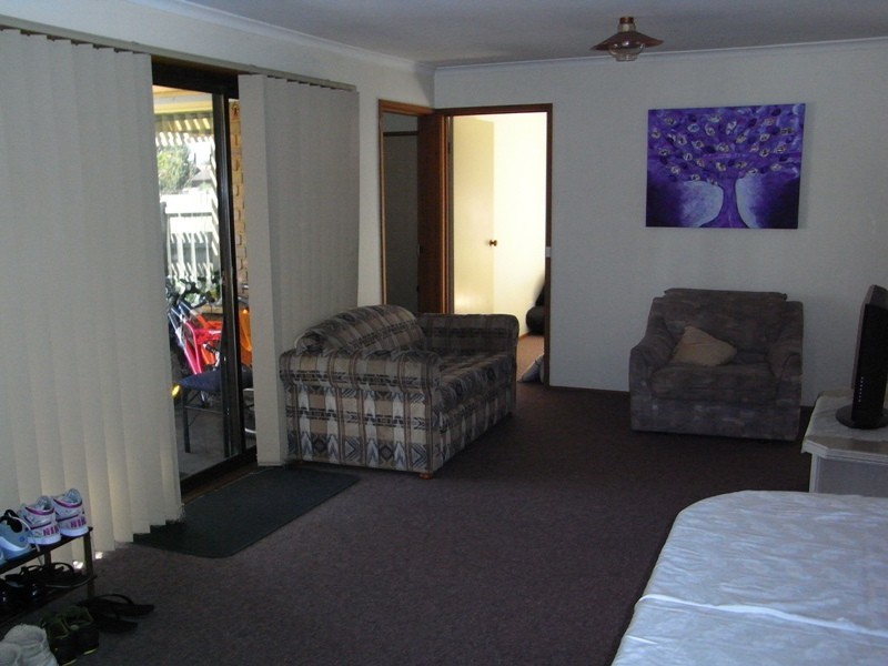 4 County Drive, Berwick VIC 3806