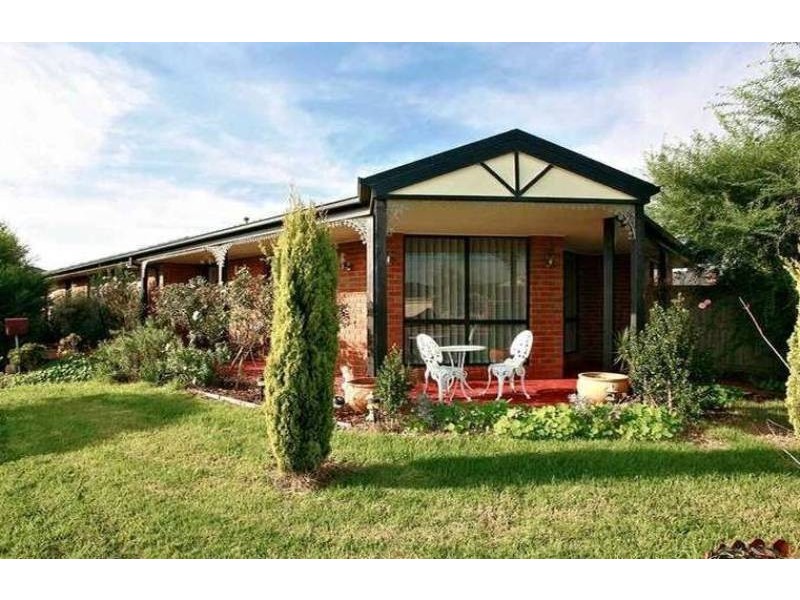 3 Sarah Louise Place, Berwick VIC 3806