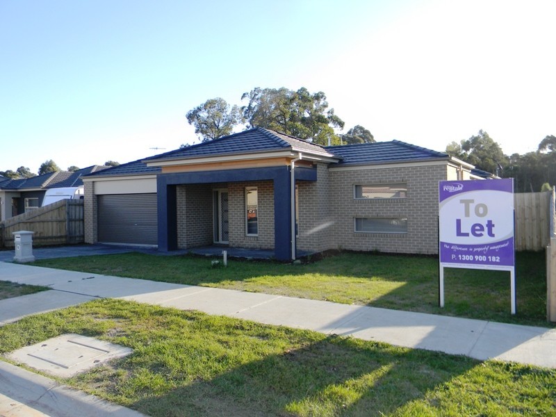 6 Jane Court, Drouin VIC 3818