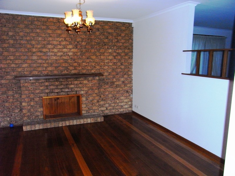 1 Chirnside Drive, Berwick VIC 3806