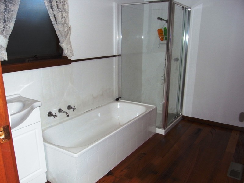 1 Chirnside Drive, Berwick VIC 3806