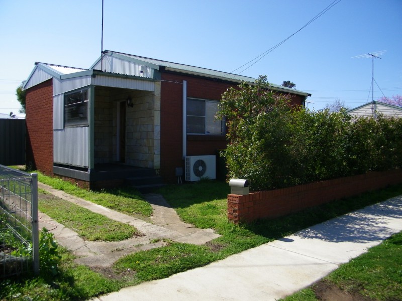 2 Benalong St, St Marys NSW 2760