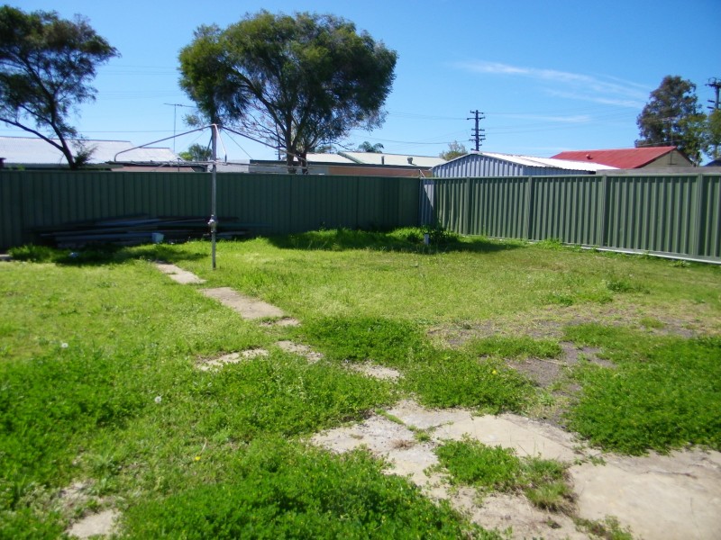 2 Benalong St, St Marys NSW 2760