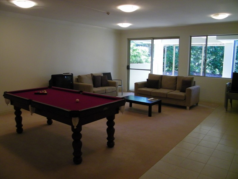 2/125-127 Mona Vale Road, St Ives NSW 2075