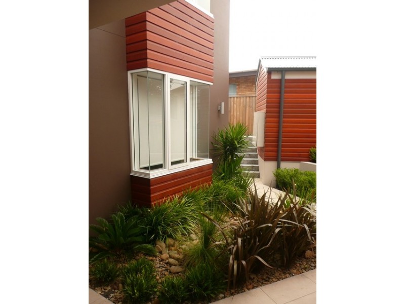 4/3 Lodge Lane, Freshwater NSW 2096