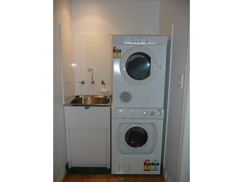 4/3 Lodge Lane, Freshwater NSW 2096