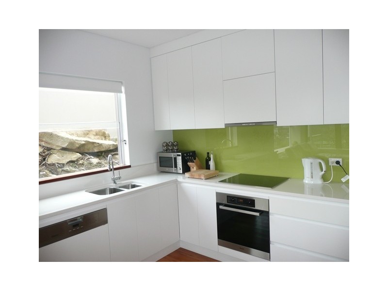 4/3 Lodge Lane, Freshwater NSW 2096