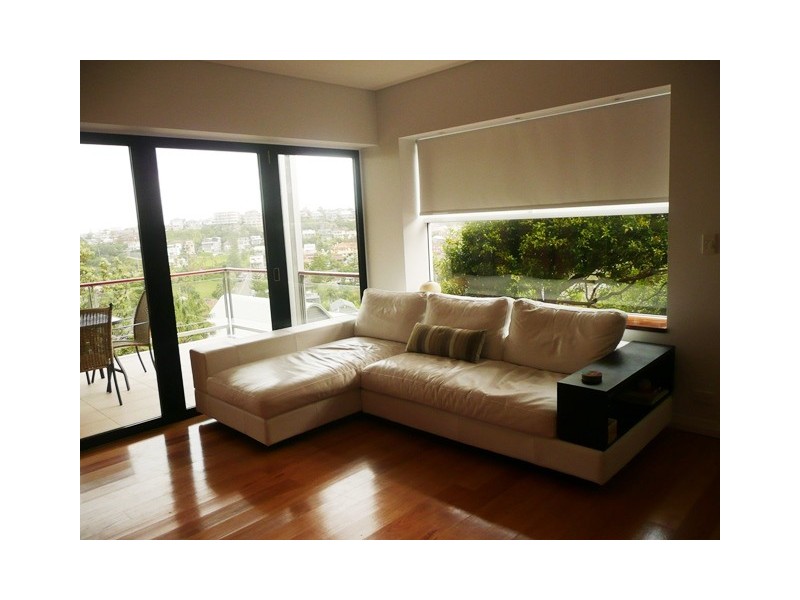 4/3 Lodge Lane, Freshwater NSW 2096