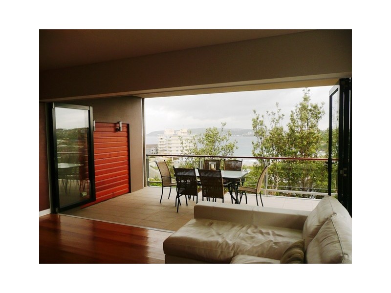 4/3 Lodge Lane, Freshwater NSW 2096