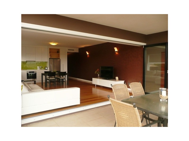 4/3 Lodge Lane, Freshwater NSW 2096