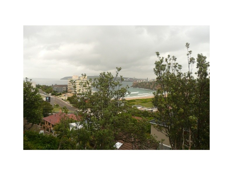 4/3 Lodge Lane, Freshwater NSW 2096