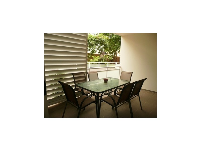 6/11 Holborn Avenue, Dee Why NSW 2099