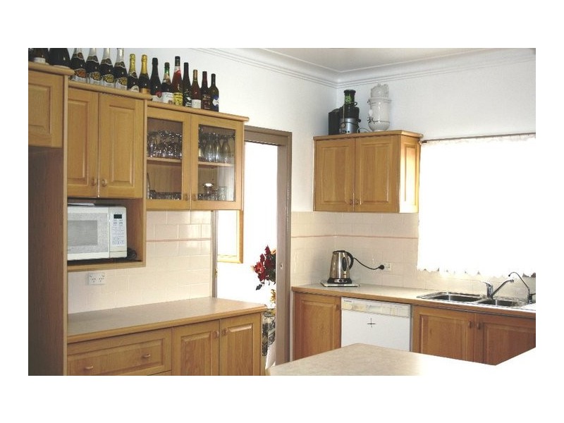 17 Vallen Place, Quakers Hill NSW 2763