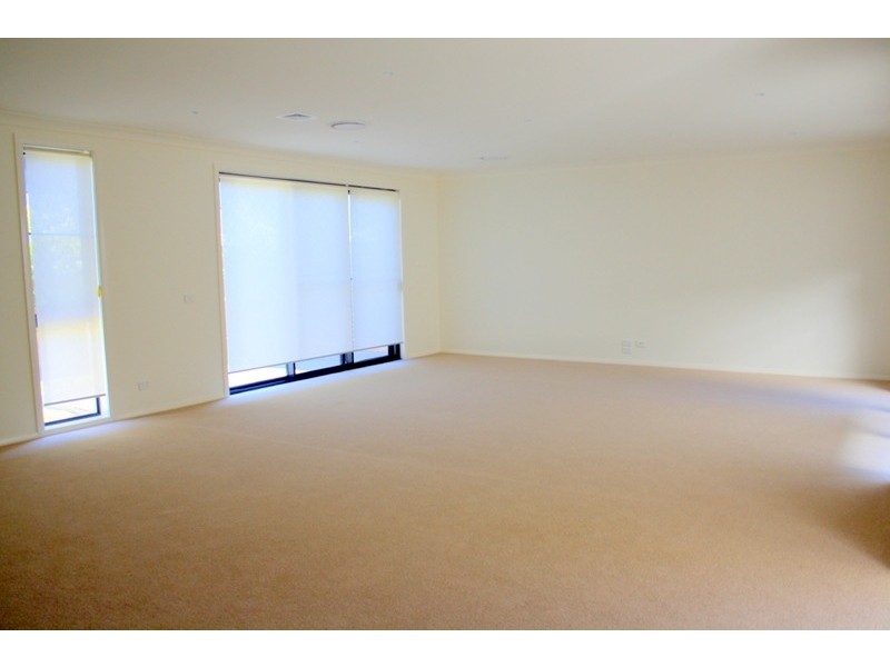 5 bardo circuit, Picnic Point NSW 2213