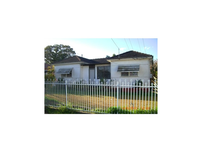 75A Derria St, Canley Heights NSW 2166