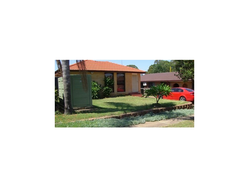 Edensor Park NSW 2176