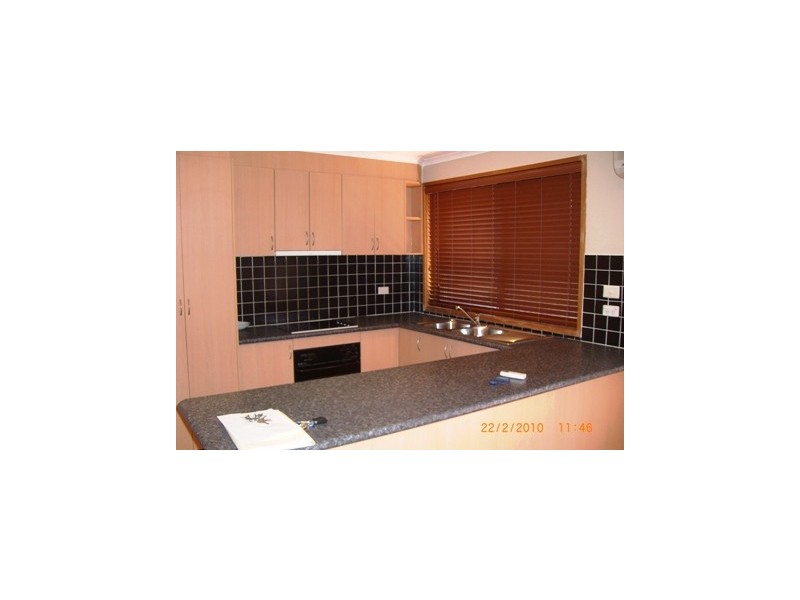 Edensor Park NSW 2176