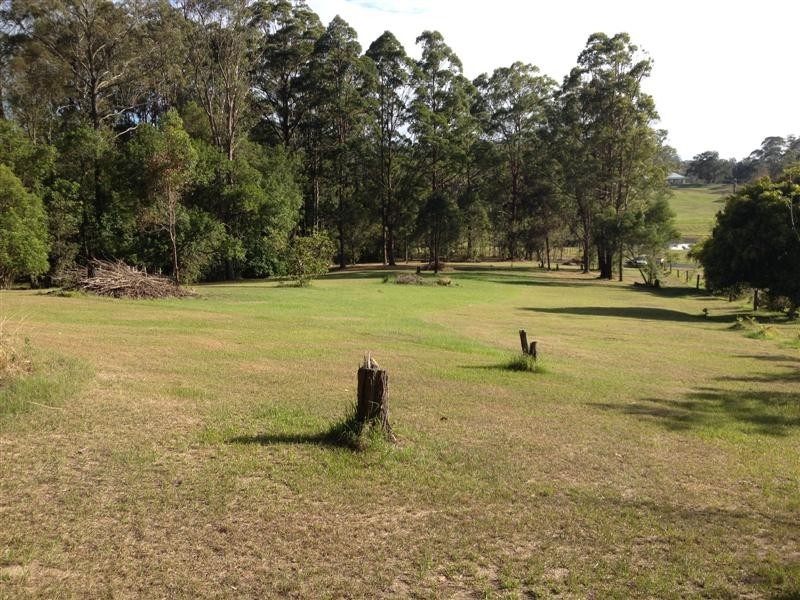 2 Scotts Head Rd, Scotts Head NSW 2447