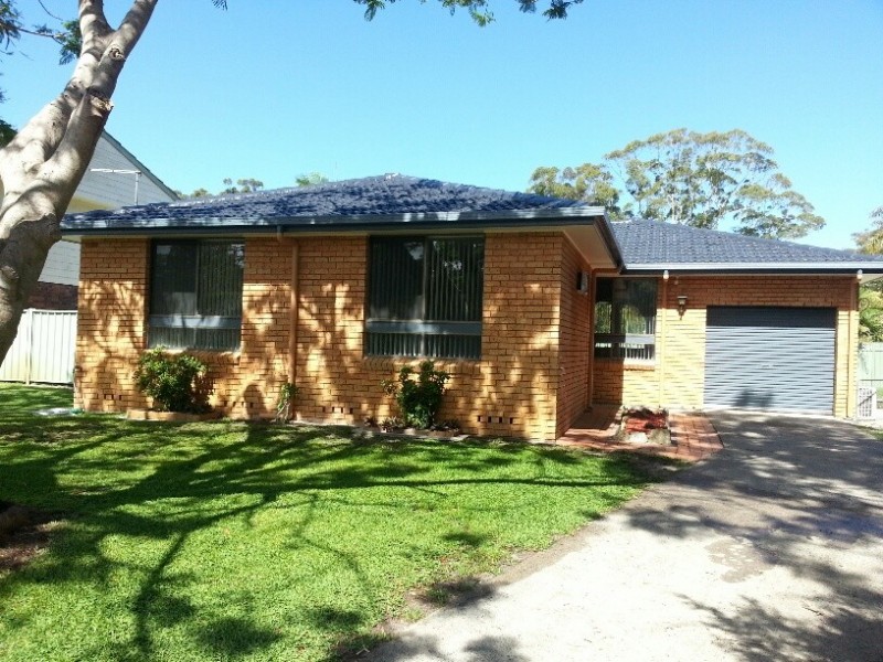 5 Cedar Place, Stuarts Point NSW 2441
