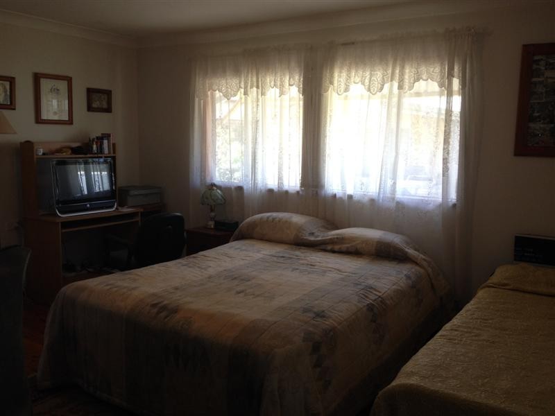 18 Ninth Ave, Stuarts Point NSW 2441