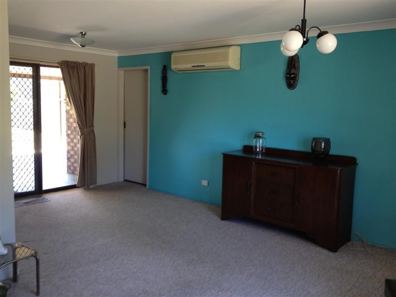 8 Fourth Ave, Stuarts Point NSW 2441