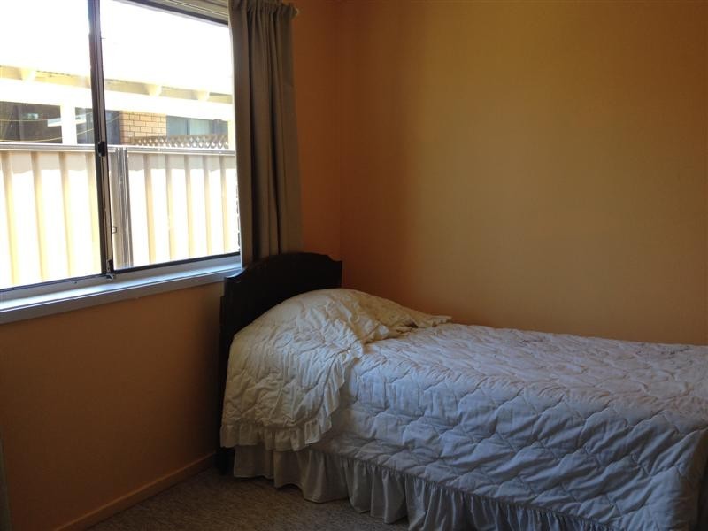 8 Fourth Ave, Stuarts Point NSW 2441