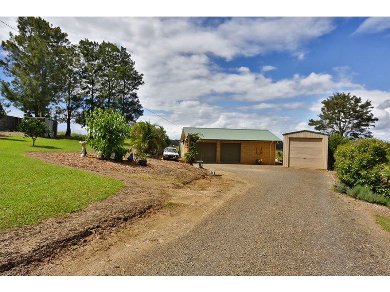680 Stuarts Point Rd, Yarrahapinni NSW 2441