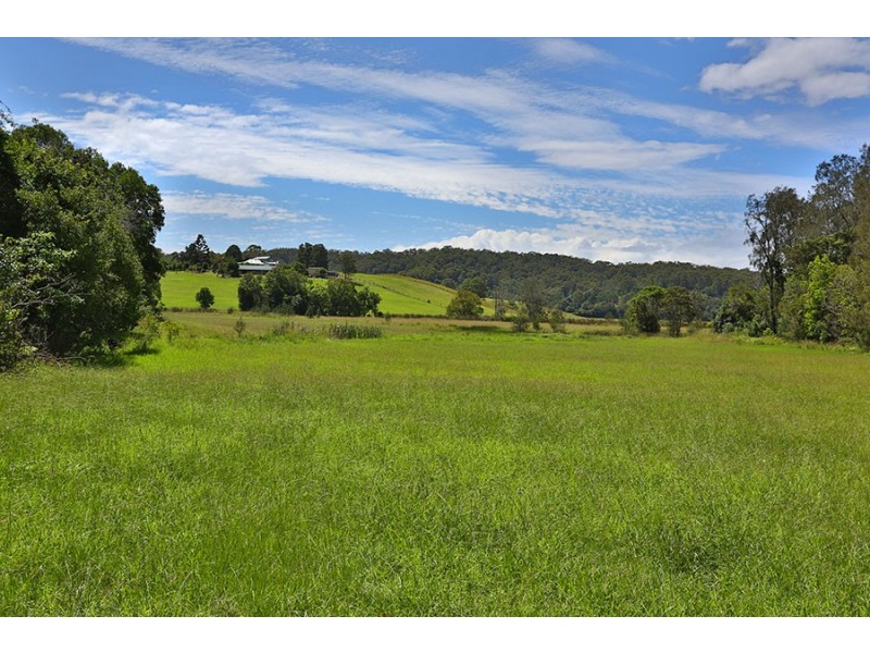 680 Stuarts Point Rd, Yarrahapinni NSW 2441