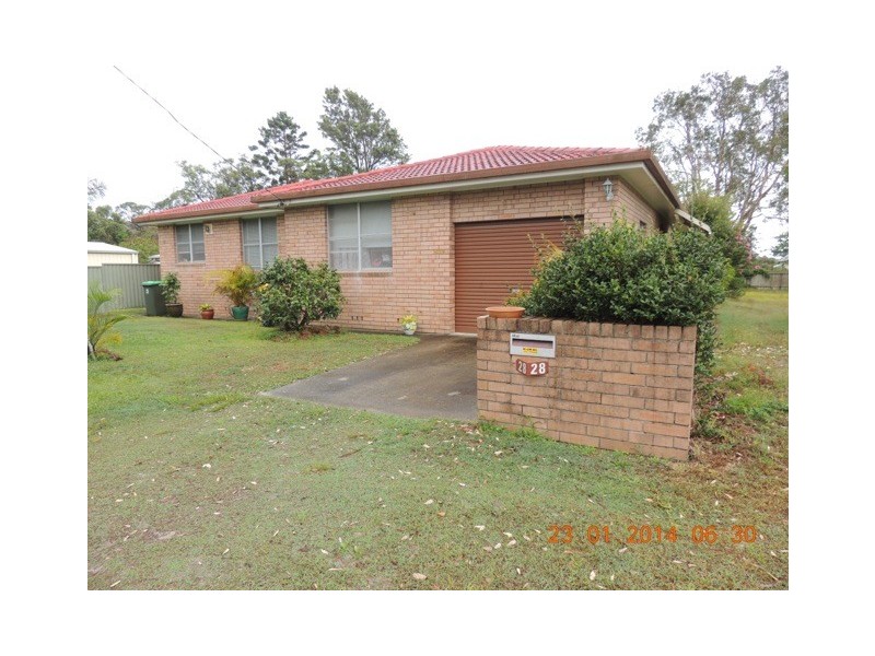 28 Third Ave, Stuarts Point NSW 2441