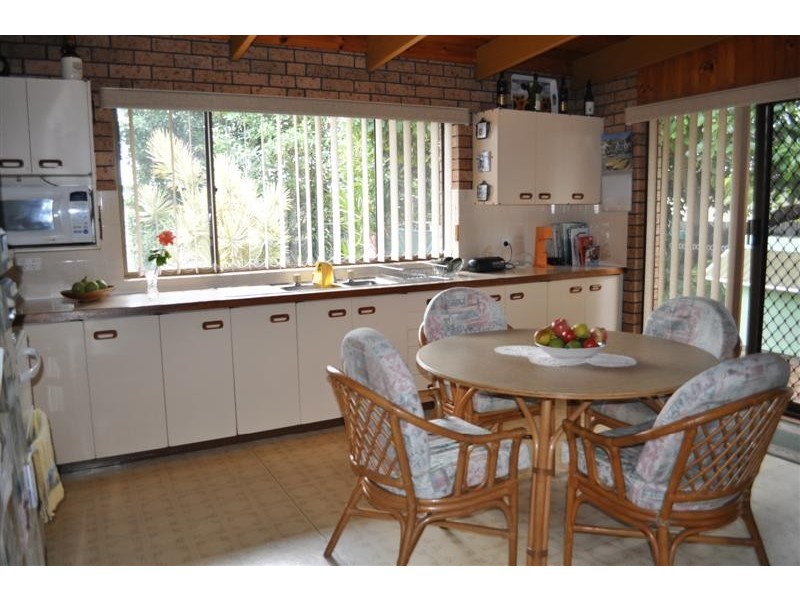 20 Ocean Ave, Stuarts Point NSW 2441