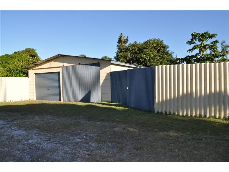 20 Ocean Ave, Stuarts Point NSW 2441
