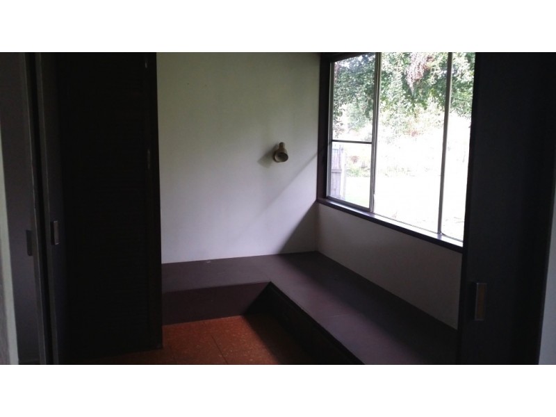 8 Eleventh Ave, Stuarts Point NSW 2441