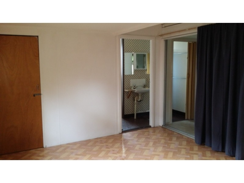 8 Eleventh Ave, Stuarts Point NSW 2441