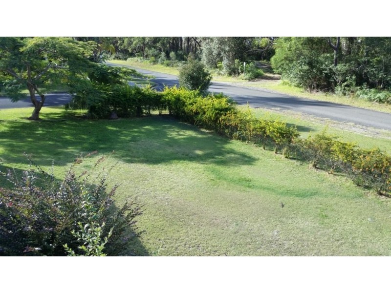 1 Nineteenth Ave, Stuarts Point NSW 2441