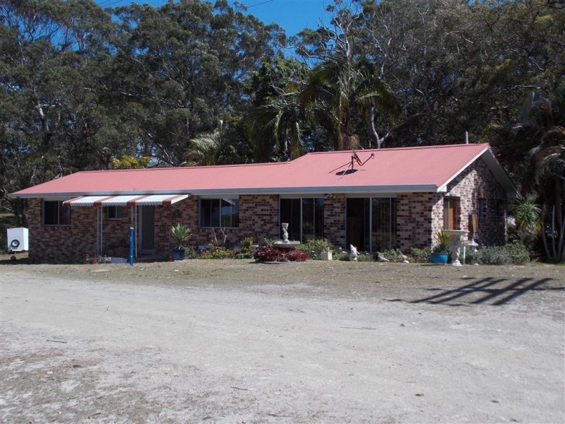 54 Fishermans Trail, Fishermans Reach NSW 2441