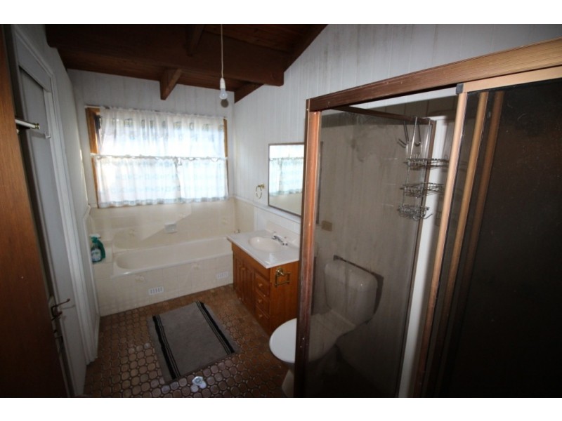 23 Nineteenth Ave, Stuarts Point NSW 2441