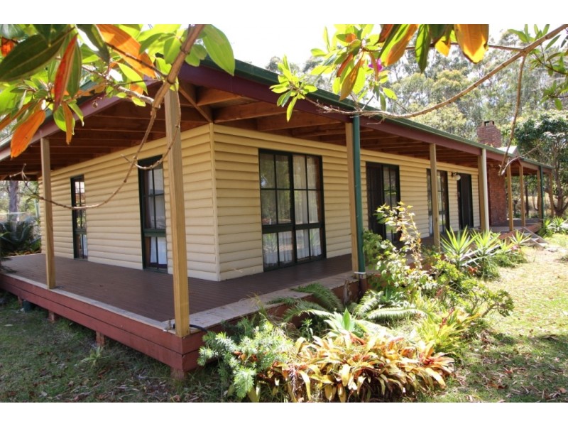 23 Nineteenth Ave, Stuarts Point NSW 2441