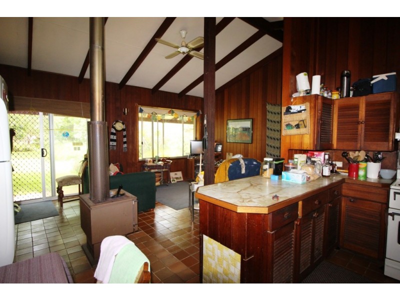 69 Ocean Ave, Stuarts Point NSW 2441
