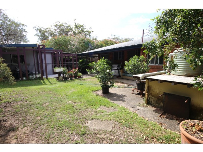 69 Ocean Ave, Stuarts Point NSW 2441