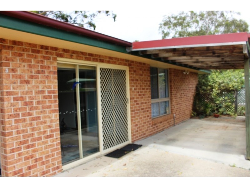 6/4 Second Ave, Stuarts Point NSW 2441
