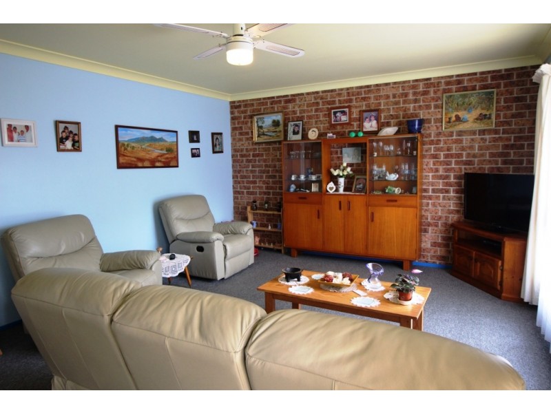6/4 Second Ave, Stuarts Point NSW 2441