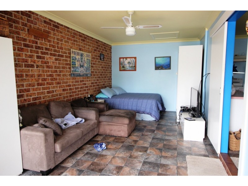 6/4 Second Ave, Stuarts Point NSW 2441