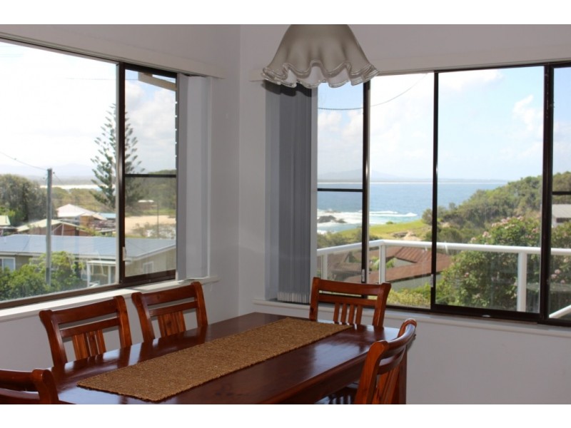 9 Matthew Street, Scotts Head NSW 2447
