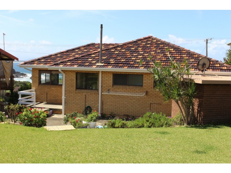 9 Matthew Street, Scotts Head NSW 2447