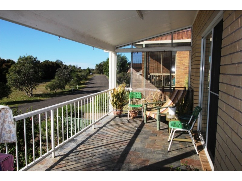 9 Kimpton Street, Stuarts Point NSW 2441