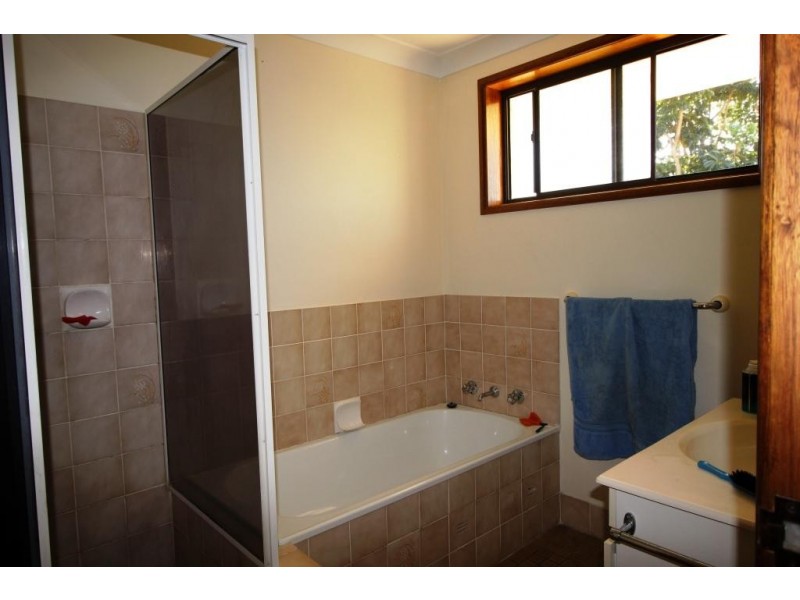12 Seventeenth Ave, Stuarts Point NSW 2441