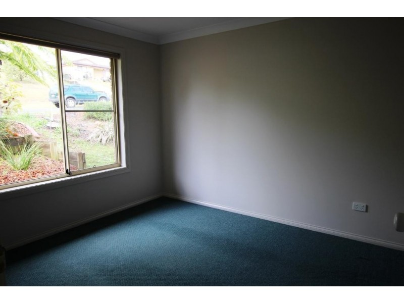 6 River Oak Cres, Scotts Head NSW 2447