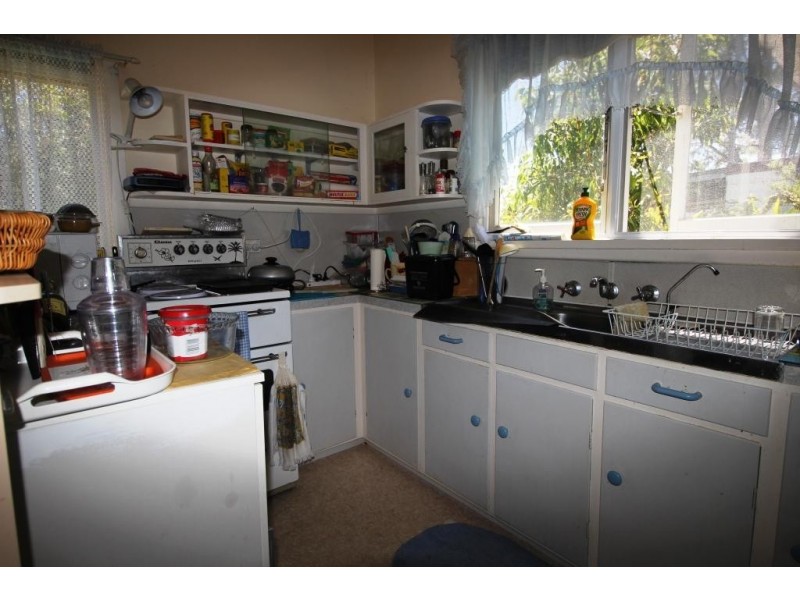 13 Seventh Ave, Stuarts Point NSW 2441